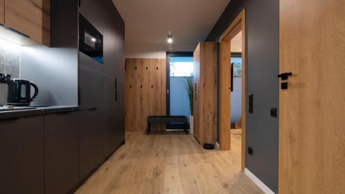 One-Bedroom Apartment image 5