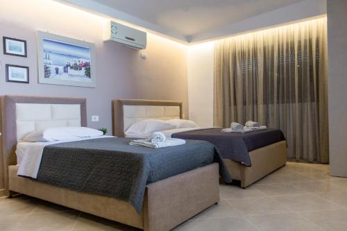 Deluxe Family Room image 10