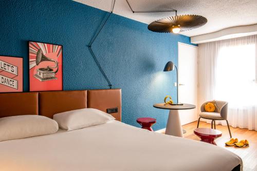 ibis Cannes Centre - image 5