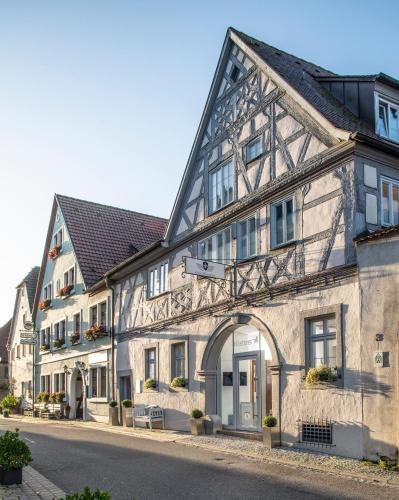 chez Douverne Hotel mit Hästens Betten - Apartment - Sommerach