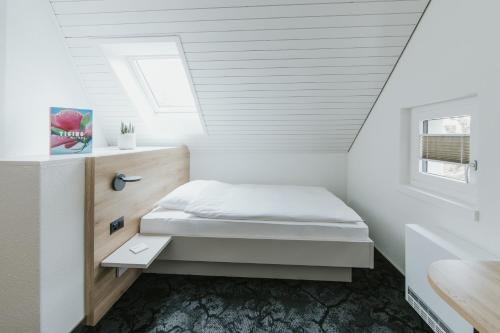 Studio-Apartments by Ochsen Lenzburg - image 13