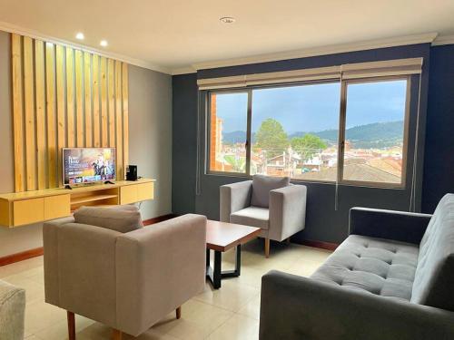 MODERNO DEPARTAMENTO EN EXCELENTE ZONA DE CUENCA