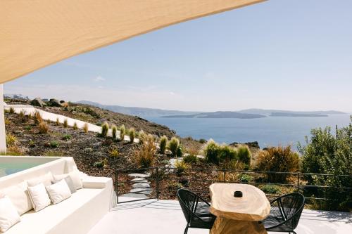 Le Cote Oia Room Type - One-Bedroom Apartment