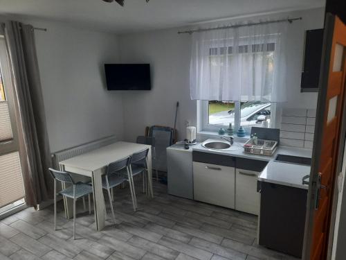Family Room with Sea View room in Pokoje Promenada - Sarbinowo