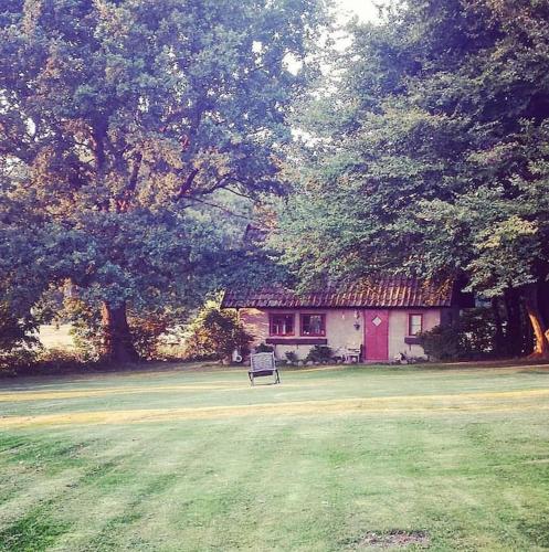 Comfy Guest House in Countryside