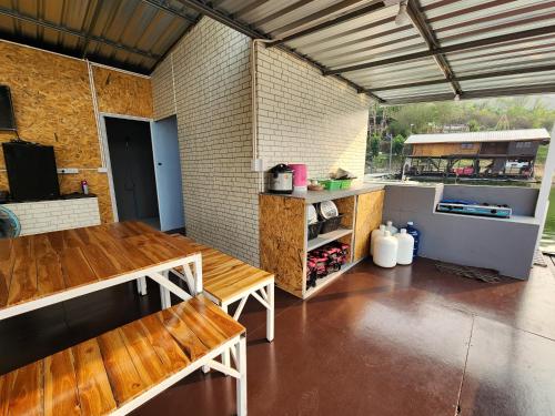 บ้านไร่ วรรณ วาลย์ รีสอร์ท, Tha Kradan (foto 8)