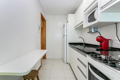 Kitchen, Apartamento perto da UFSC #PANTA03 in José Mendes