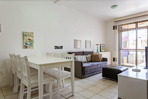 WI-FI 240MB | 350m da Praia de Jurere #JA13 in Jurerê