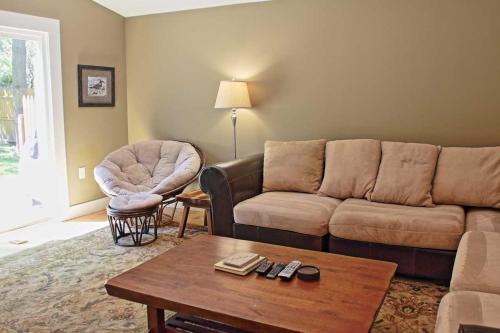 Petoskey Grove - image 3
