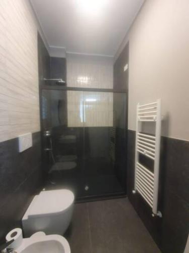 Small Double Room image 2