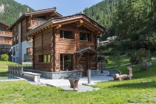 Piccola Fiamma by Pizzo Fiamma in Zermatt, Schweiz