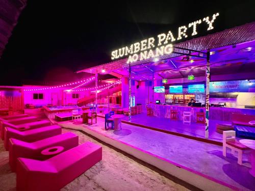 Slumber Party Krabi – Krabi, CO