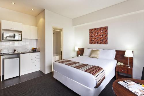 Macleay Hotel - image 7