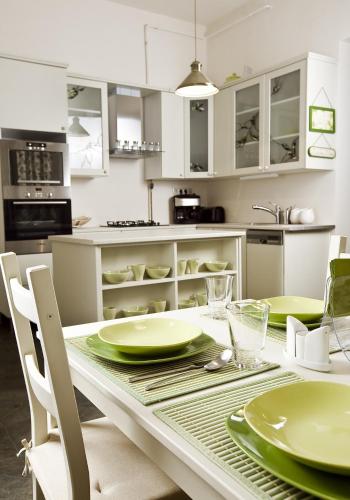 Budapest Rooms Bed and Breakfast - image 14