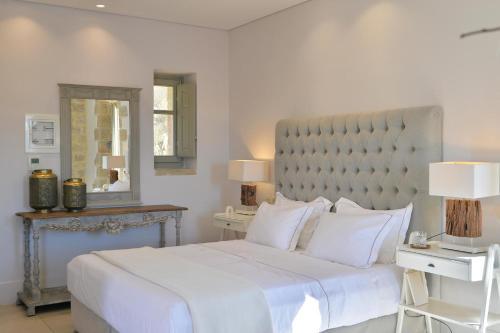Akrolithi Boutique Hotel & Suites - image 11