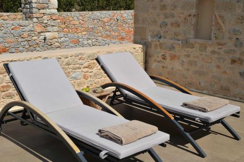 Akrolithi Boutique Hotel & Suites - image 10