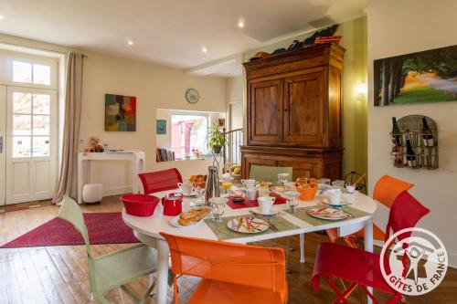 Facilities, Manoir d'Orbe in Antoigne