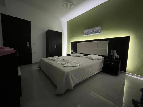  Villa Antonis deluxe apartments in Ammoudi