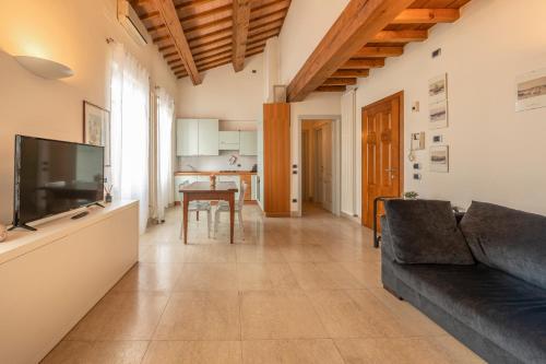  Cozy flat with big balcony few steps from Arena in Verona