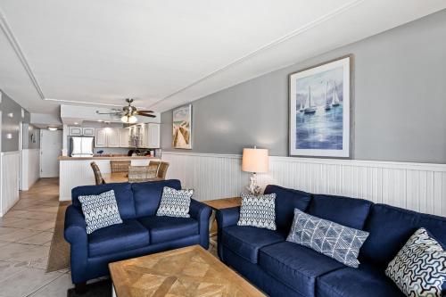 3 Bedroom Indian Shores Stunnersc1-305 detail