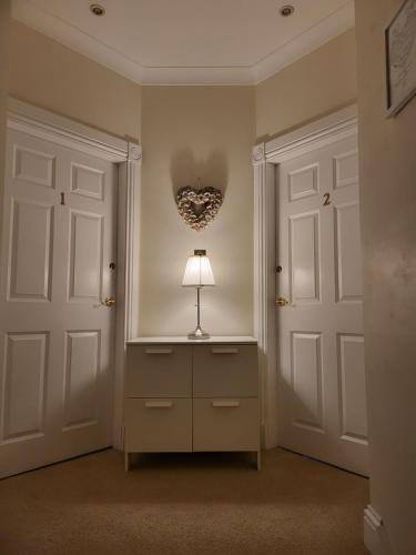 Langhouse Castle Bed and Breakfast in Інверкіп