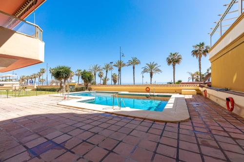 Apartment with Sea View image 1