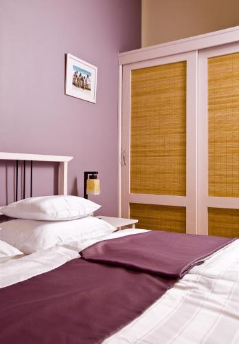 Budapest Rooms Bed and Breakfast - image 8