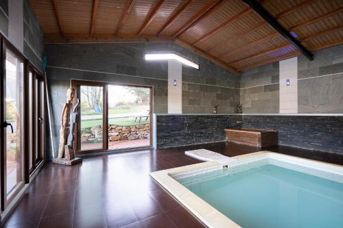 Luxury Valdeorras in Valdegodos