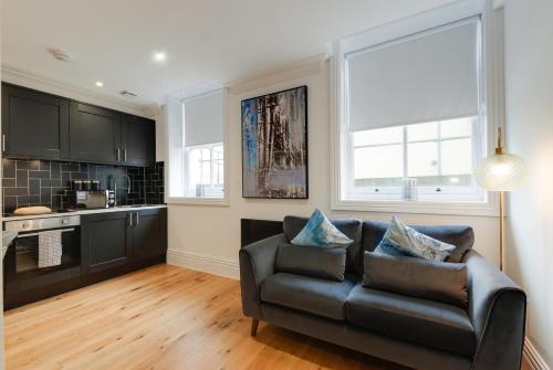 80 by Elite, Liverpool (photo 8)
