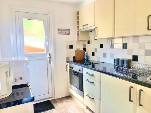 Chalet 95, Kingsdown Park, Deal (photo 4)