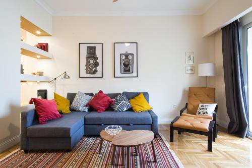 Athena’s Hideaway- Fully Renovated- Absolute Best Location, Atény