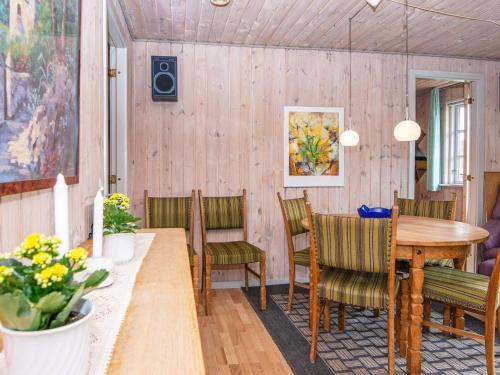 9 person holiday home in Grenaa