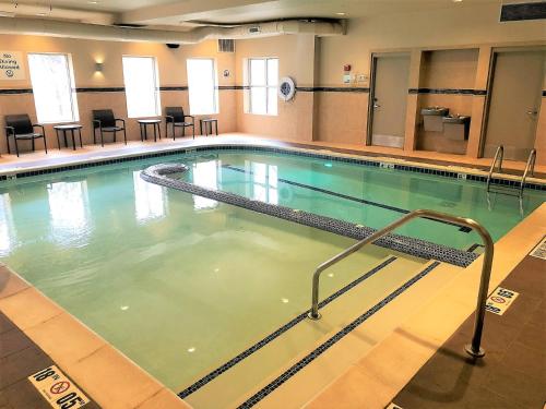 Holiday Inn Express & Suites Plymouth - Ann Arbor Area, an IHG Hotel in Plymouth, USA