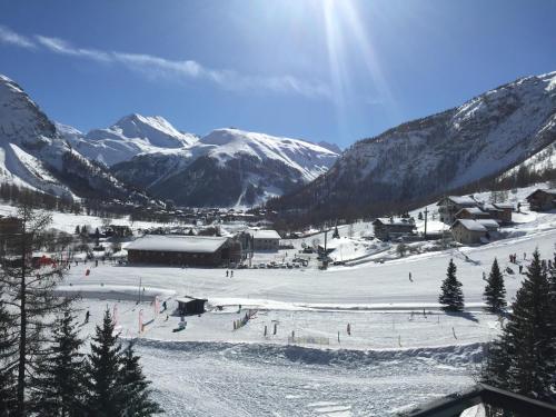 White Paradise Val d Isere