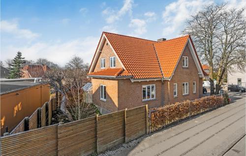  Nice Home In Dyssegrd With Wifi And 5 Bedrooms in Søborg