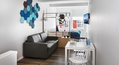 Island Apartments Ideally located in the prime touristic area of Reykjavik City Center, Island Apartments promises a relaxing and wonderful visit. The hotel offers a wide range of amenities and perks to ensure you have