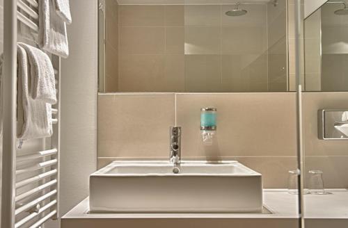 Hotel Conti Duisburg - Partner of SORAT Hotels - image 2