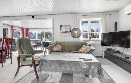  Gorgeous Home In Nexø With Wifi in Neksø