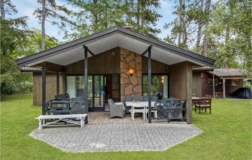  Amazing Home In Højby With Wifi in Højby