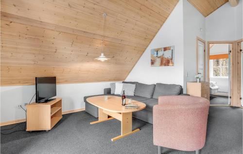 4 Bedroom Awesome Home In Gråsten