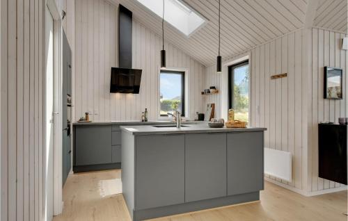 kuhinja, Cozy Home In Hørve With Wifi in Havnso