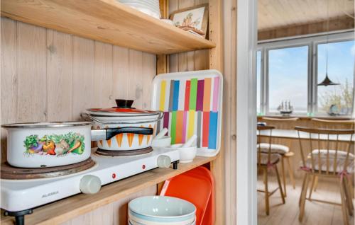 cuina, Cozy Home In Skanderborg With Kitchen in Skanderborg