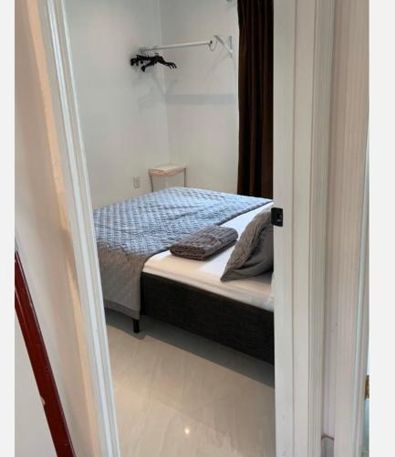 Bedroom and Bathroom 4 in 博卡拉頓