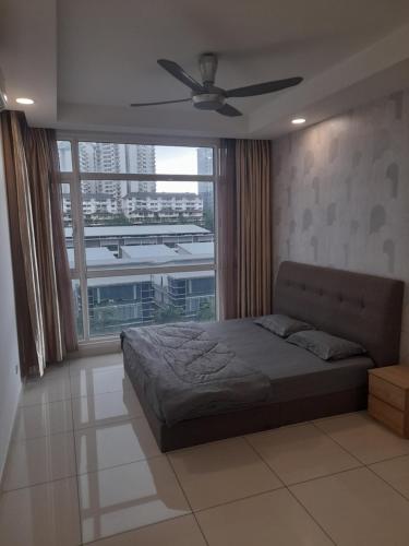 SamHouse 3RoomStay Central Residence Sg Besi