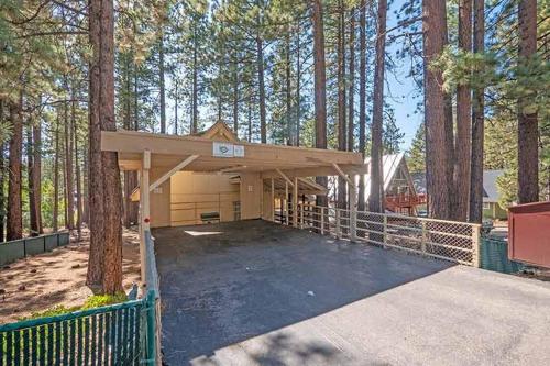 Knoll Lane Holiday home - image 5