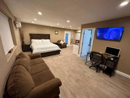 Private Old Southwest Reno Casitas
