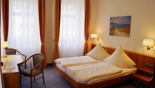 Hotel Goldener Löwe - image 2