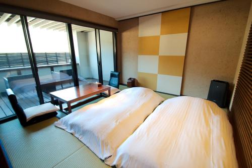 【Adult Only】Luxury Tower - Japanese Western Style Room with Open-Air Bath -  Dinner Time 18:00- / Japanese Style Dinner 
