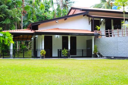 Field View Villa