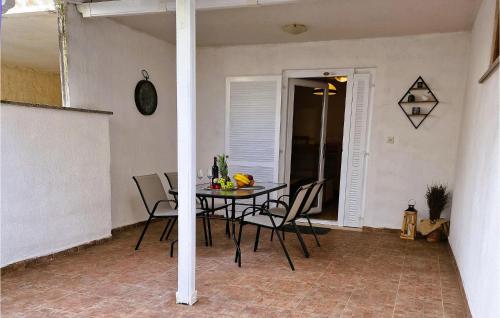 Beautiful Apartment In Barbariga With Wifi - Barbariga